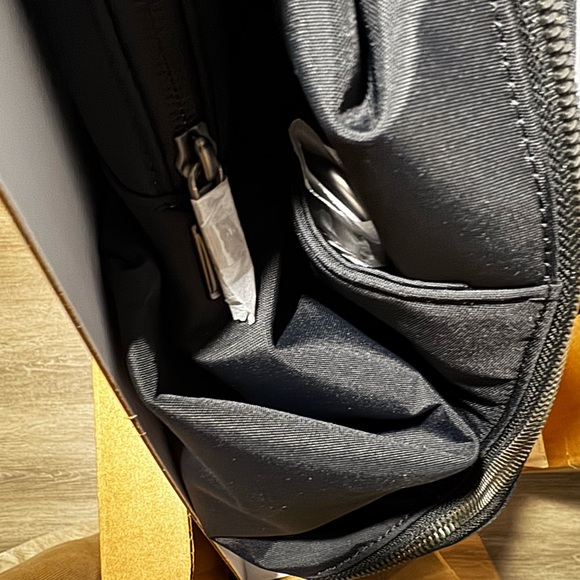 Away travel weekender bag - Picture 8 of 8